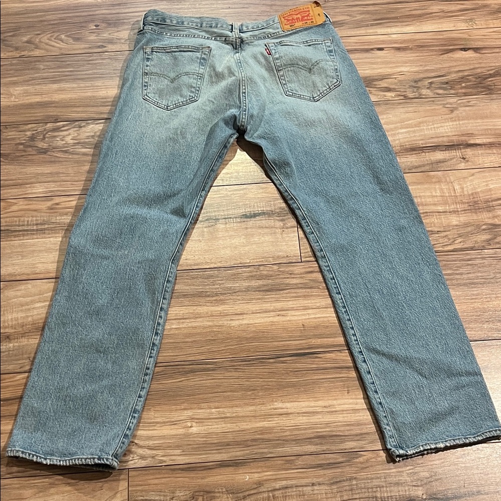 Levi's 501 Light Blue Straight Jeans